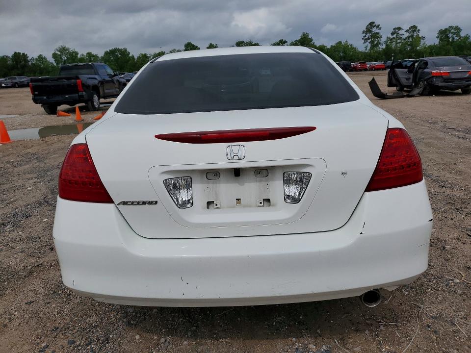 49705786 :رقم المزاد ، JHMCM56317C021723 vin ، 2007 Honda Accord مزاد بيع