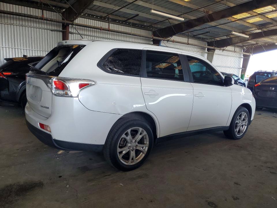 Продажа на аукционе авто 2014 Mitsubishi Outlander, vin: JA4AZ3A35EZ007446, номер лота: 51311146