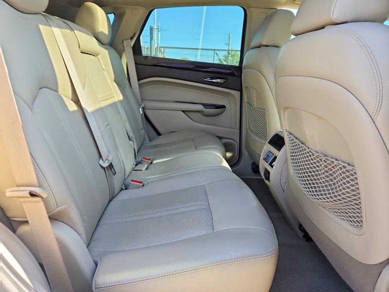 49610706 :رقم المزاد ، 3GYFNCE32DS639599 vin ، 2013 Cadillac Srx مزاد بيع