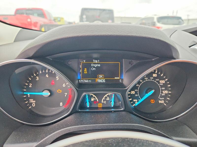 2017 Ford Escape მანქანა იყიდება აუქციონზე, vin: 1FMCU9GD6HUE39542, აუქციონის ნომერი: 49939186