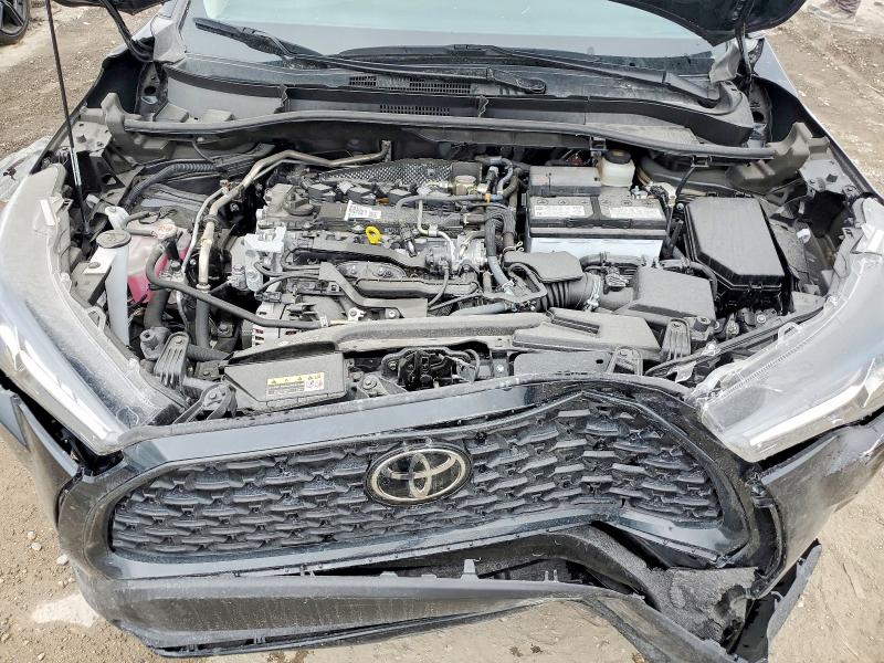 2025 Toyota Corolla Cross მანქანა იყიდება აუქციონზე, vin: 7MUAAAAG2SV129690, აუქციონის ნომერი: 51171426
