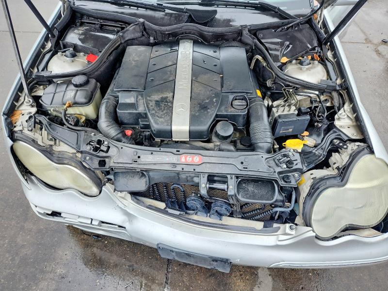 Aukcja sprzedaży 2004 Mercedes-benz C, vin: WDBRF81J14F553835, numer aukcji: 51353756