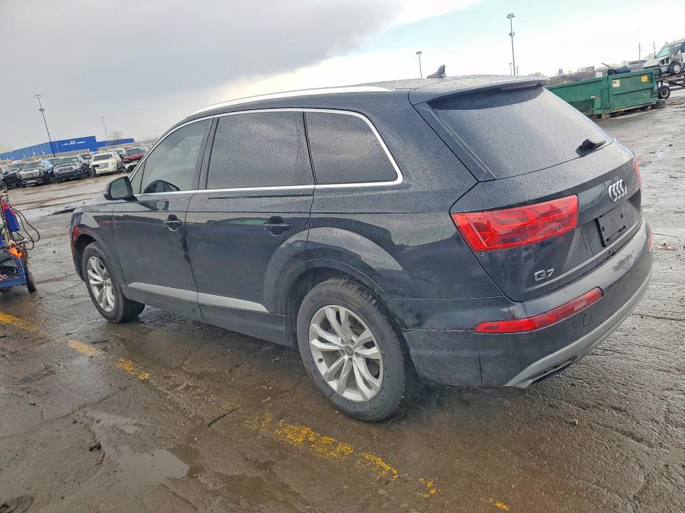Продажа на аукционе авто 2017 Audi Q7, vin: WA1LAAF70HD026939, номер лота: 49317966