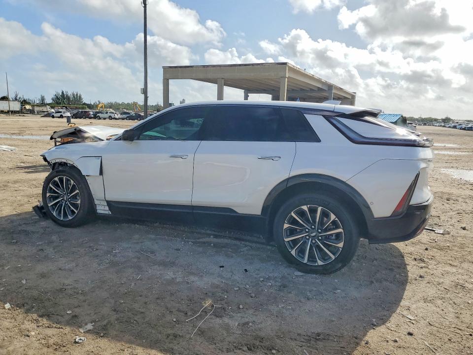 2024 Cadillac Lyriq მანქანა იყიდება აუქციონზე, vin: 1GYKPWRK5RZ121394, აუქციონის ნომერი: 48441586