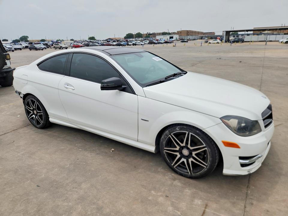 2014 Mercedes-benz C მანქანა იყიდება აუქციონზე, vin: WDDGJ4HB0EG265790, აუქციონის ნომერი: 50560686