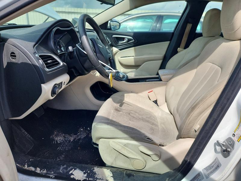 47902356 :رقم المزاد ، 1C3CCCAB8GN112505 vin ، 2016 Chrysler 200 مزاد بيع