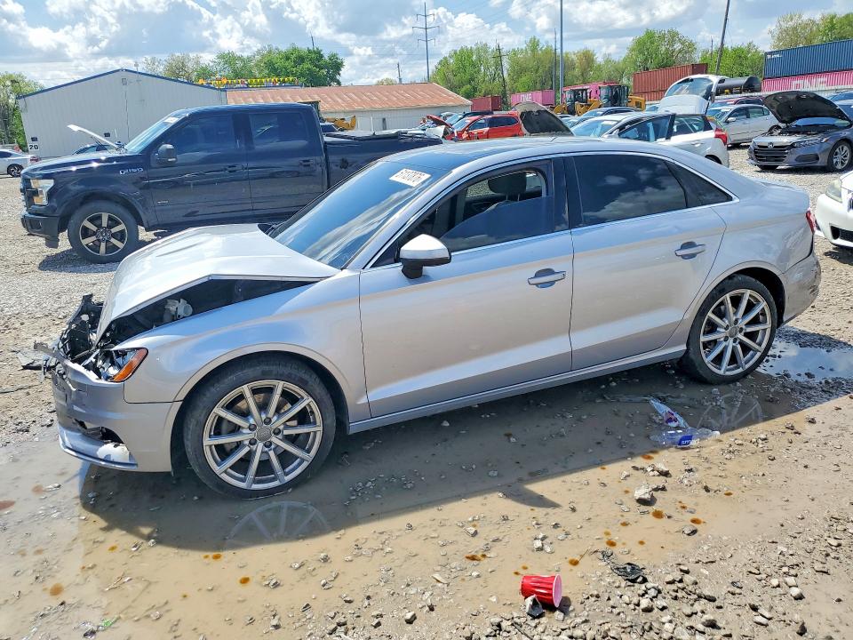51137876 :رقم المزاد ، WAUCCGFF6F1053276 vin ، 2015 Audi A3 مزاد بيع