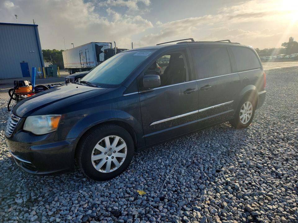 48399336 :رقم المزاد ، 2C4RC1BG3ER444985 vin ، 2014 Chrysler Town & Country مزاد بيع