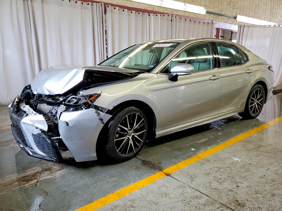 Aukcja sprzedaży 2022 Toyota Camry, vin: 4T1G11AK3NU045978, numer aukcji: 51285056