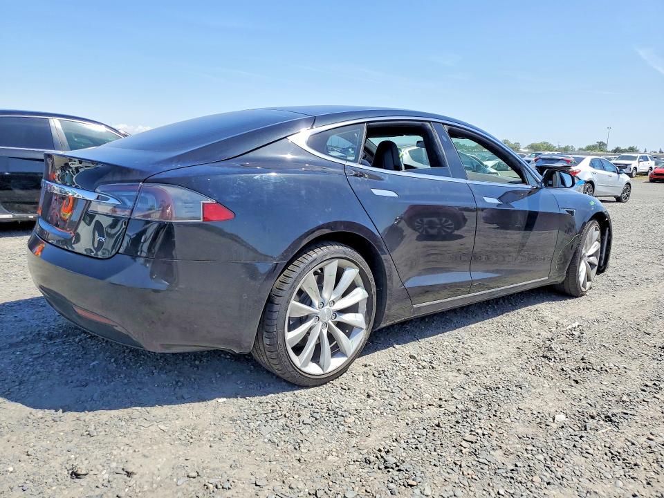 Продажа на аукционе авто 2017 Tesla Model S, vin: 5YJSA1E11HF188330, номер лота: 50180826