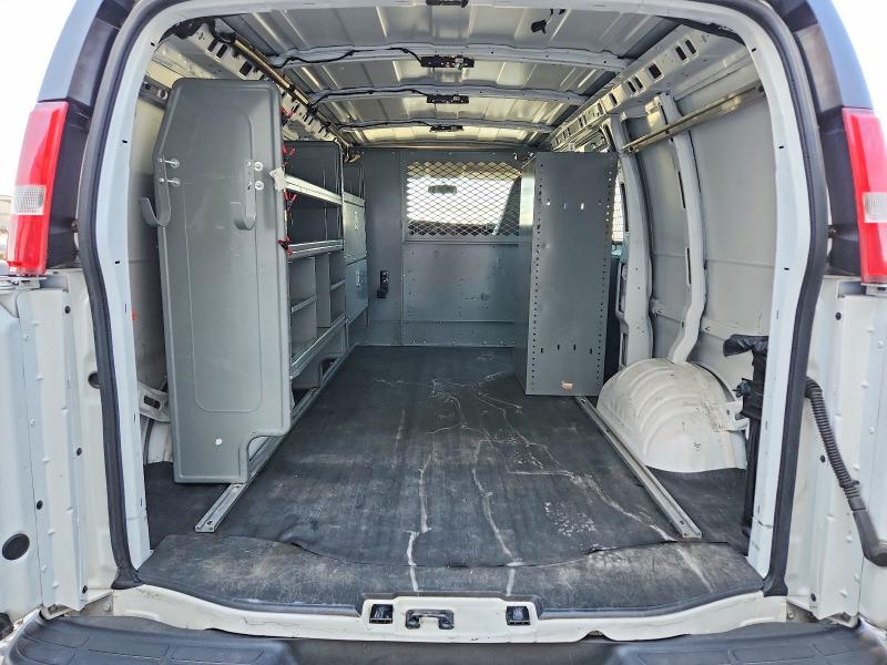 2017 Chevrolet Express G2500 მანქანა იყიდება აუქციონზე, vin: 1GCWGAFFXH1108462, აუქციონის ნომერი: 50333916
