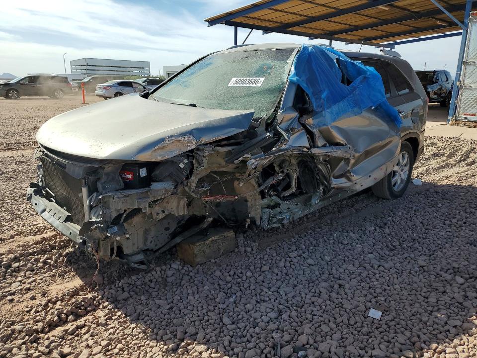 2011 Kia Sorento მანქანა იყიდება აუქციონზე, vin: 5XYKT4A27BG125212, აუქციონის ნომერი: 50903686
