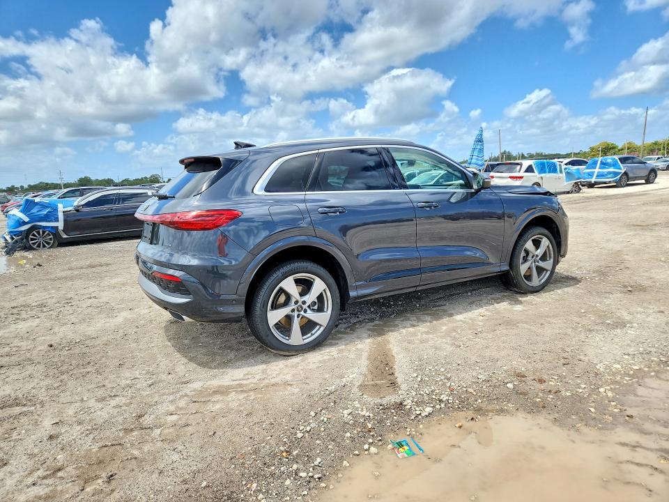 Продажа на аукционе авто 2025 Audi Q5, vin: WA12AAGU4S2010648, номер лота: 49426716