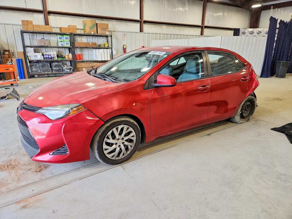 Auction sale of the 2018 Toyota Corolla, vin: 5YFBURHE5JP756884, lot number: 50851746