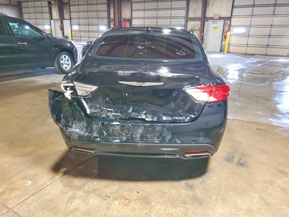 49447766 :رقم المزاد ، 1C3CCCBG6FN707006 vin ، 2015 Chrysler 200 مزاد بيع
