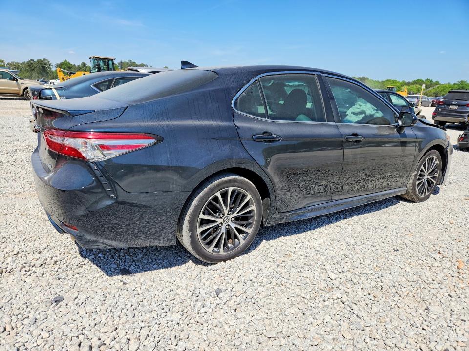 Auction sale of the 2018 Toyota Camry, vin: 4T1B11HK5JU608619, lot number: 49683676