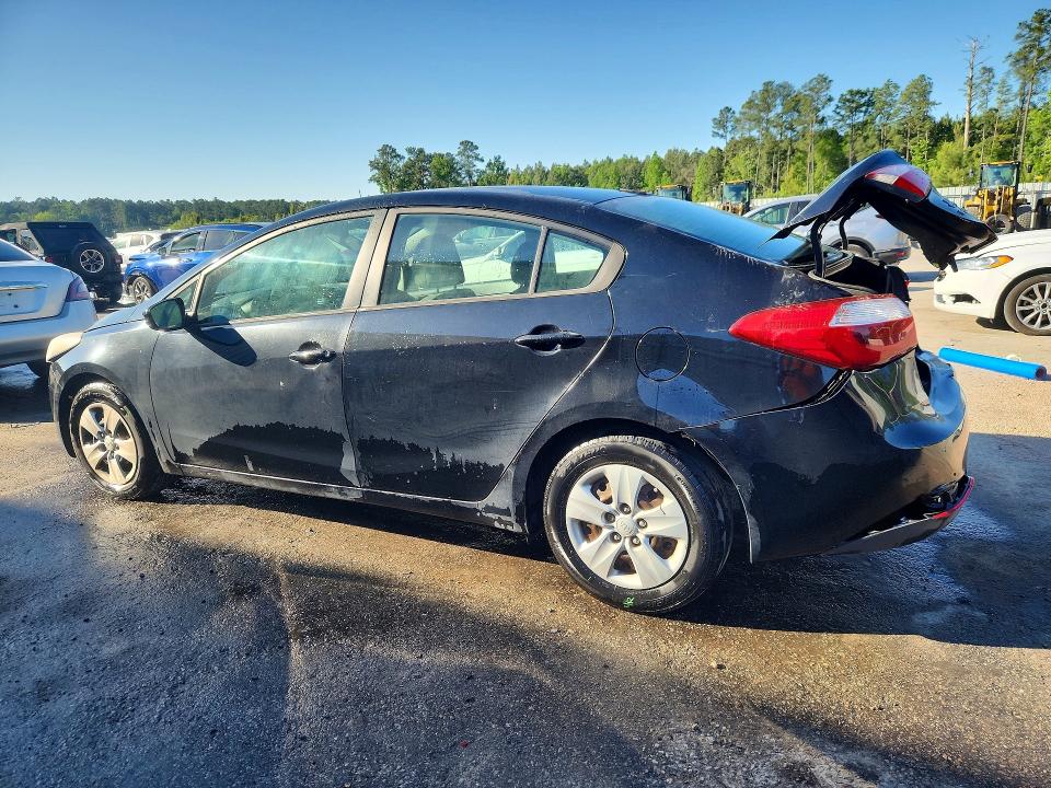 2015 Kia Forte მანქანა იყიდება აუქციონზე, vin: KNAFK4A61F5318961, აუქციონის ნომერი: 50085476