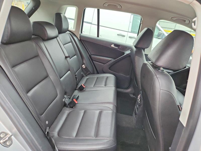 2017 Volkswagen Tiguan მანქანა იყიდება აუქციონზე, vin: WVGBV7AX1HK000423, აუქციონის ნომერი: 50929116
