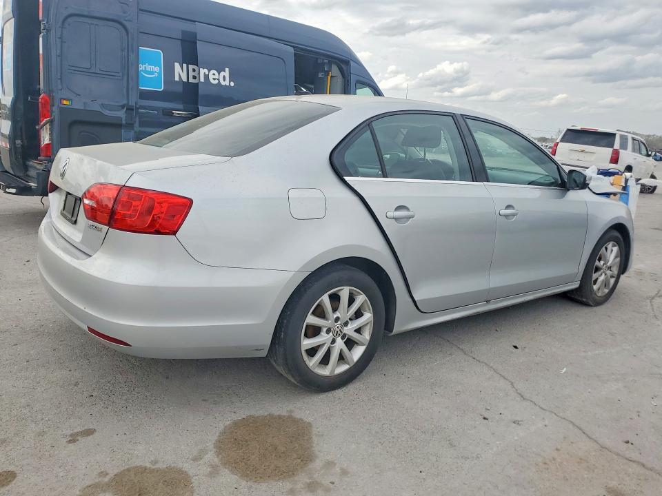 47857576 :رقم المزاد ، 3VWDX7AJ4DM306325 vin ، 2013 Volkswagen Jetta مزاد بيع