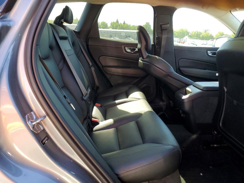 Продажа на аукционе авто 2018 Volvo Xc60, vin: LYV102RK1JB117742, номер лота: 52020426