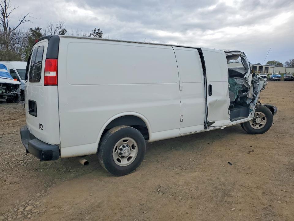 49788756 :رقم المزاد ، 1GCWGBFG7K1240018 vin ، 2019 Chev Express G2500 مزاد بيع