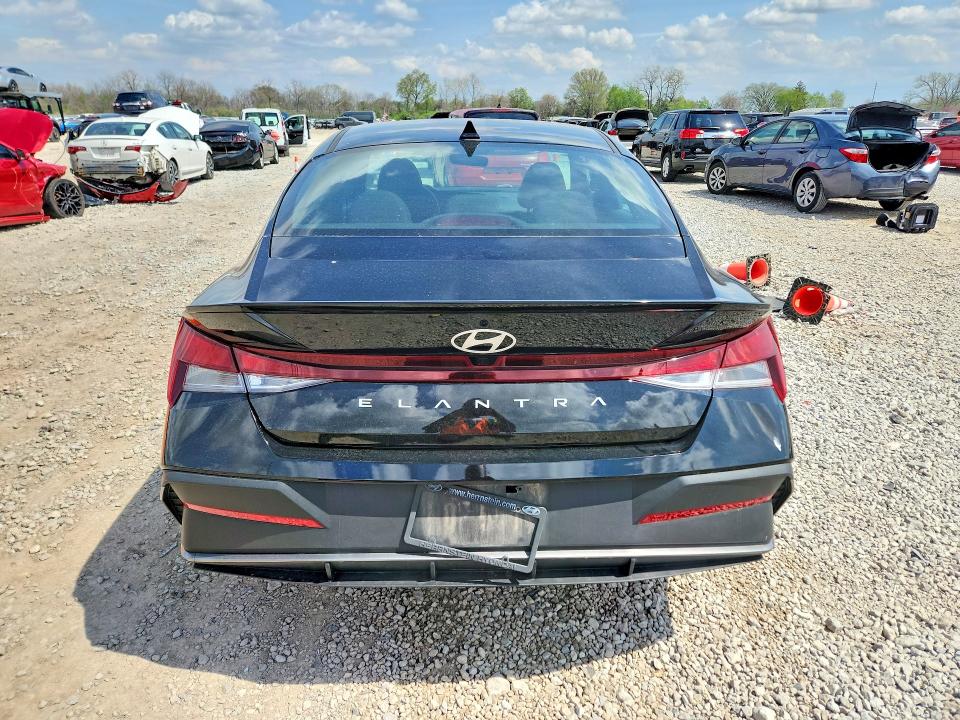 49781816 :رقم المزاد ، KMHLM4DGXSU873617 vin ، 2025 Hyundai Elantra مزاد بيع