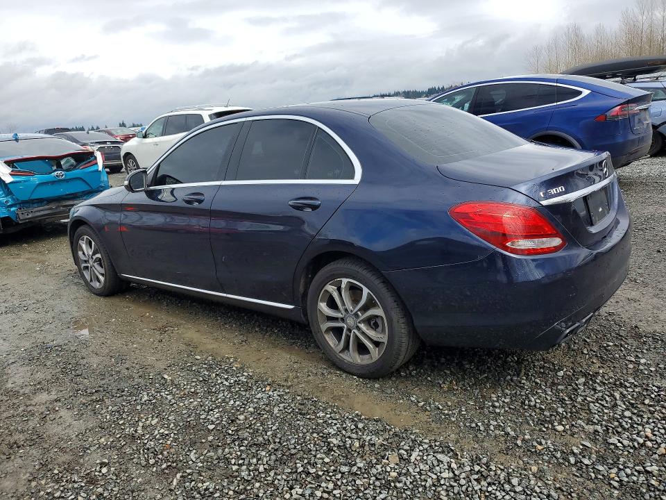 48451286 :رقم المزاد ، 55SWF4KB8FU073740 vin ، 2015 Mercedes-benz C مزاد بيع