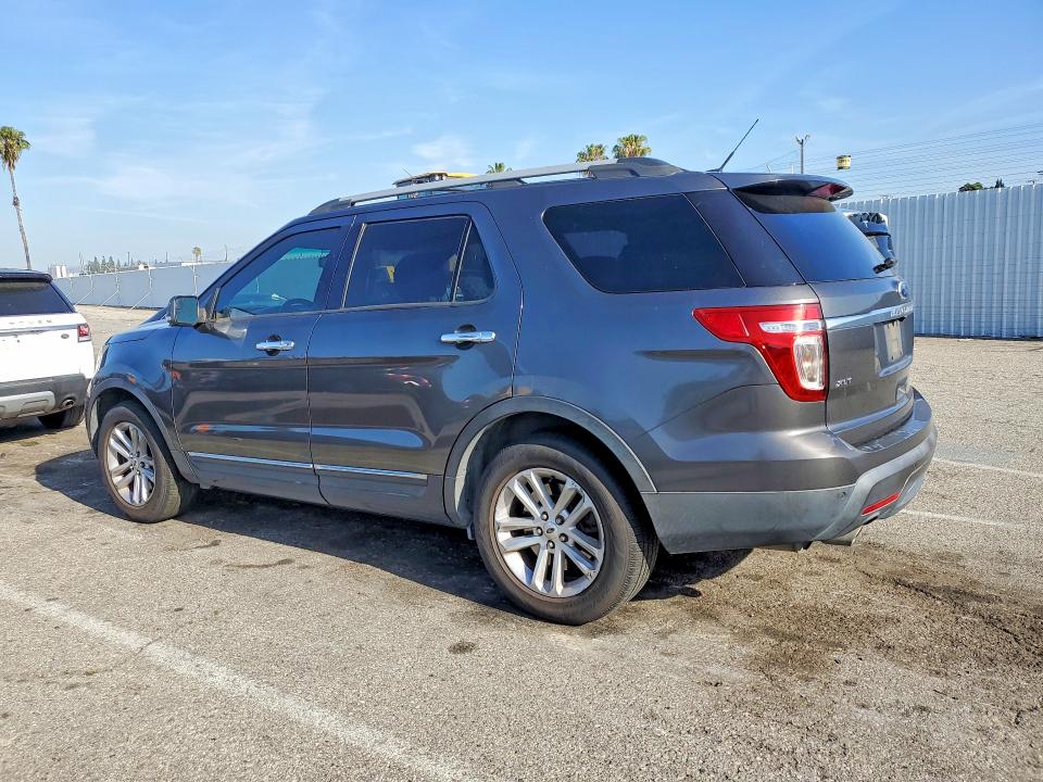 Продажа на аукционе авто 2015 Ford Explorer, vin: 1FM5K7D86FGA45819, номер лота: 49945836