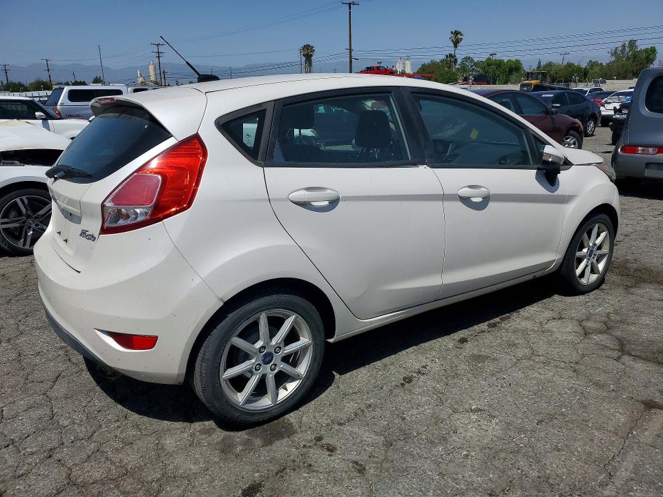2016 Ford Festiva მანქანა იყიდება აუქციონზე, vin: 3FADP4EJ6GM170401, აუქციონის ნომერი: 49207546