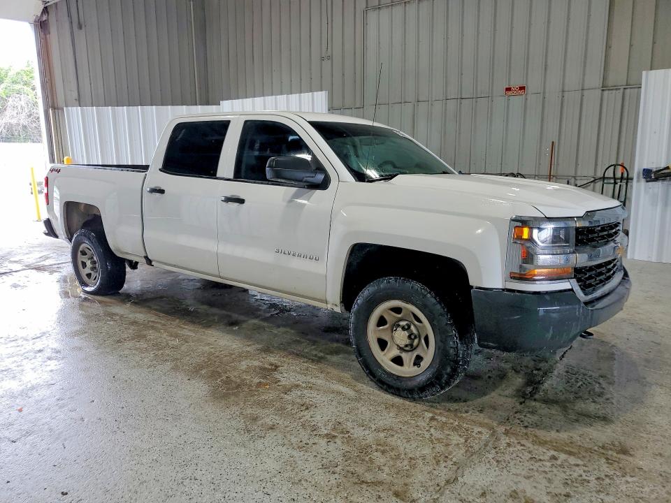 Продажа на аукционе авто 2018 Chevrolet Silverado, vin: 3GCUKNEC3JG426659, номер лота: 51181396