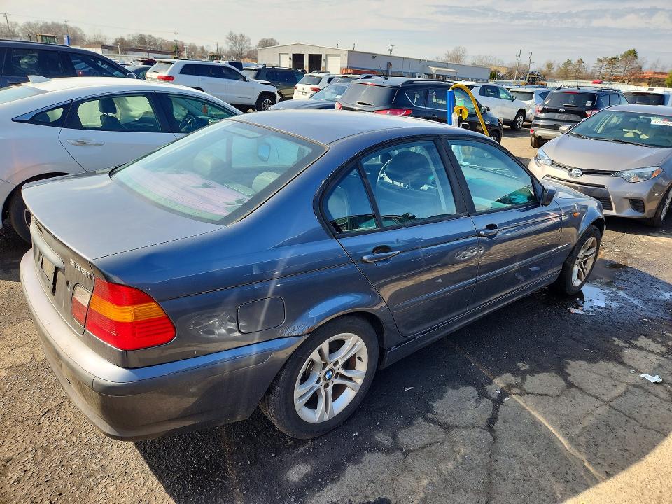 48519946 :رقم المزاد ، WBAEV334X2KL55592 vin ، 2002 Bmw 325 مزاد بيع