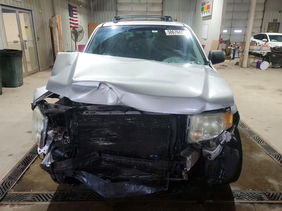 50676426 :رقم المزاد ، 1FMCU0D72AKC29239 vin ، 2010 Ford Escape مزاد بيع