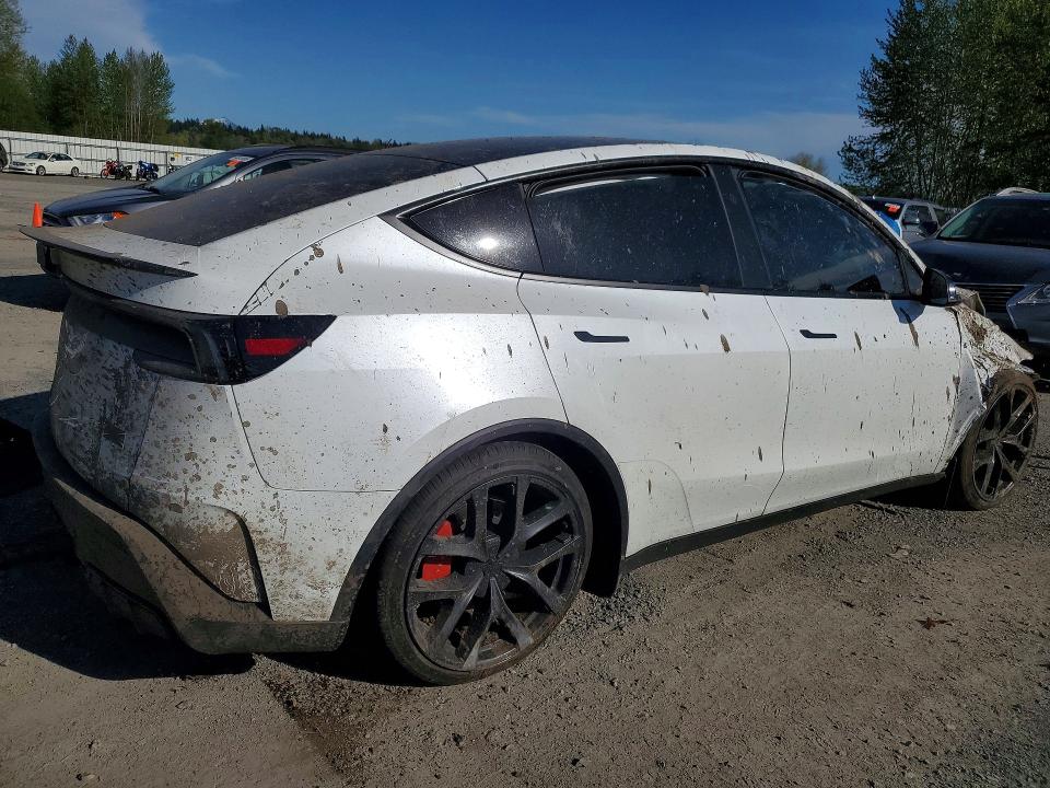 50664106 :رقم المزاد ، 7SAYGDET0TA620233 vin ، 2026 Tesla Model Y مزاد بيع