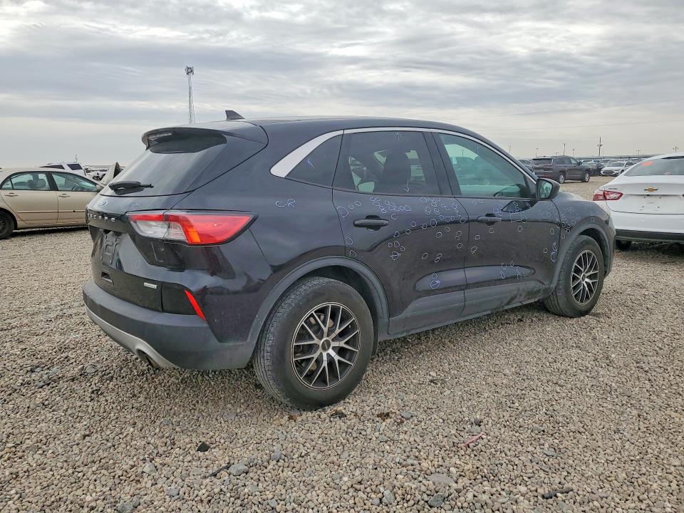 48337596 :رقم المزاد ، 1FMCU0G67LUB28871 vin ، 2020 Ford Escape مزاد بيع