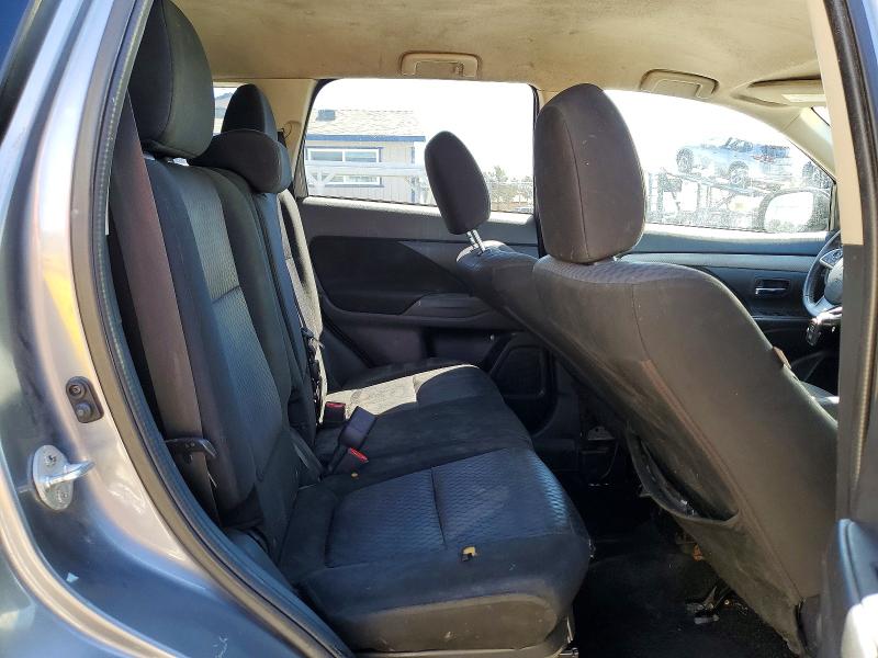51157266 :رقم المزاد ، JA4AZ3A37EZ015516 vin ، 2014 Mitsubishi Outlander مزاد بيع