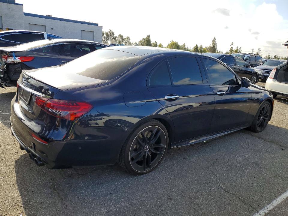 Продажа на аукционе авто 2022 Mercedes-benz E, vin: W1KZF6BB2NB032764, номер лота: 51510206