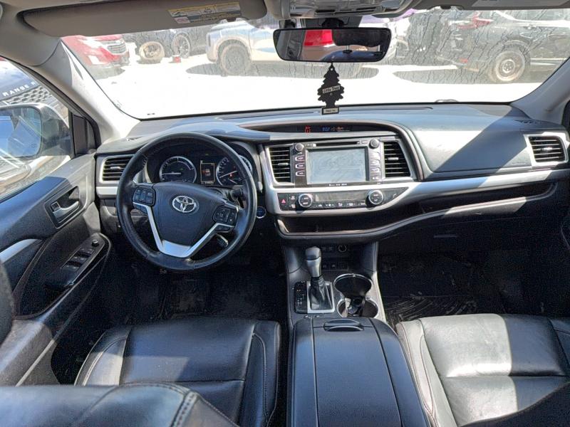 Продажа на аукционе авто 2018 Toyota Highlander Hybrid, vin: 5TDJGRFH6JS050207, номер лота: 51624186