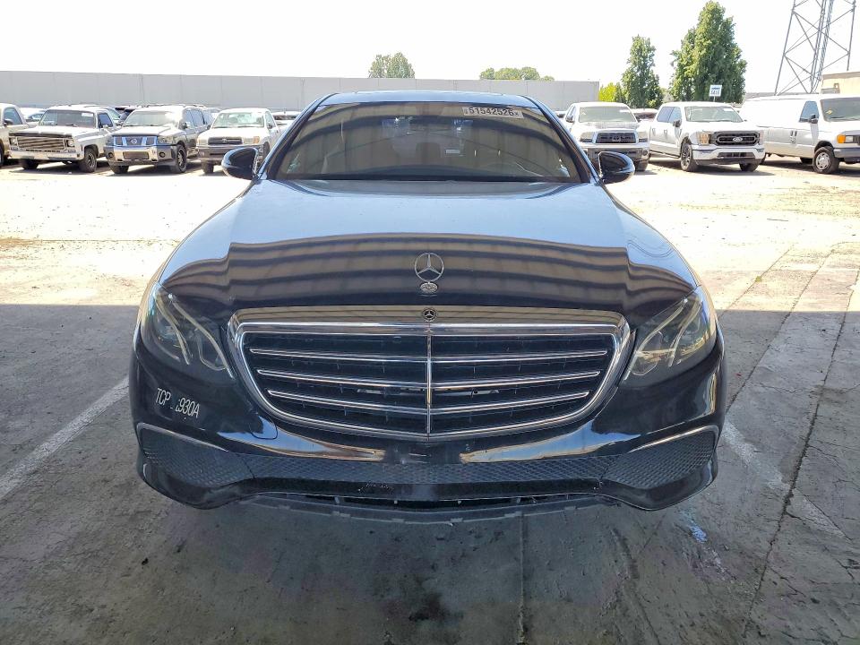 Продаж на аукціоні авто 2019 Mercedes-benz E, vin: WDDZF4KB1KA657002, номер лоту: 51542526