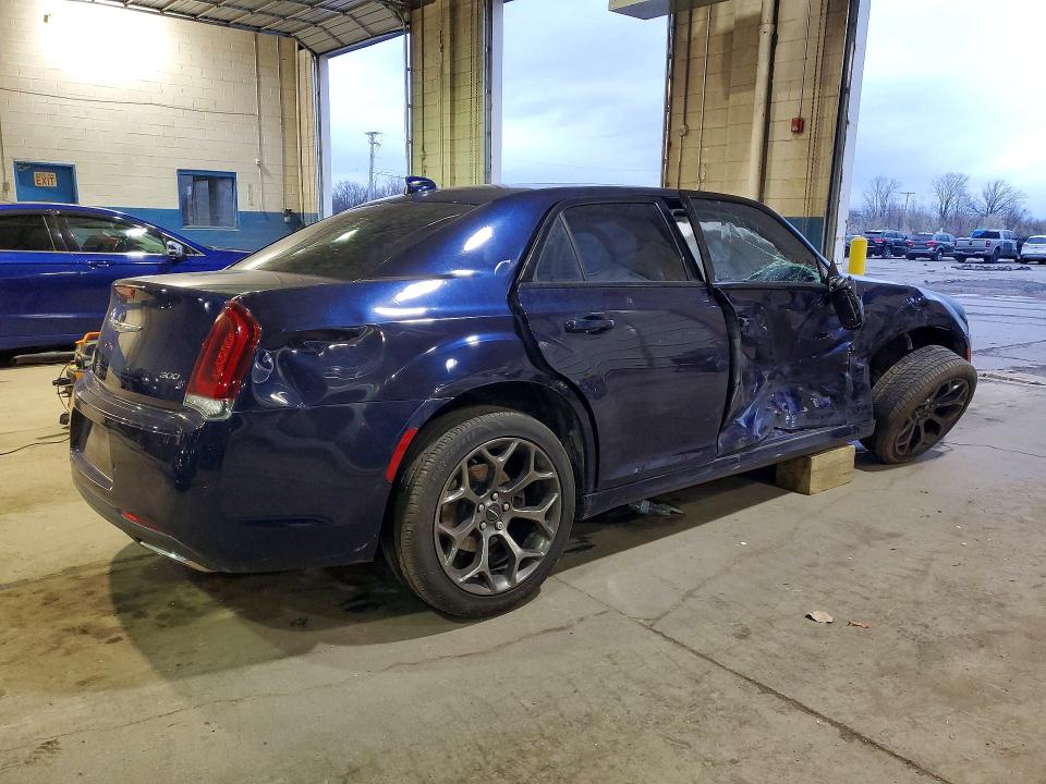 Продажа на аукционе авто 2015 Chrysler 300, vin: 2C3CCABT4FH867850, номер лота: 49127626