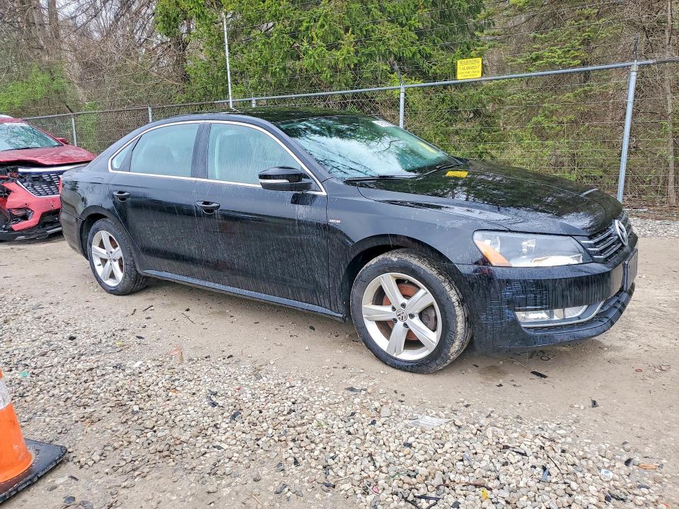 49742696 :رقم المزاد ، 1VWAS7A33FC116328 vin ، 2015 Volkswagen Passat مزاد بيع