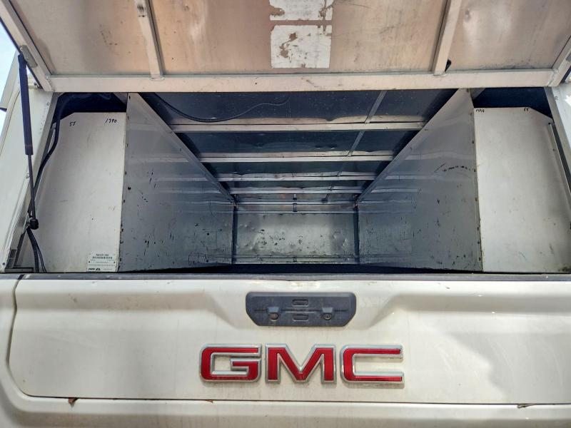 48680686 :رقم المزاد ، 1GT59TE77NF146872 vin ، 2022 Gmc Sierra مزاد بيع