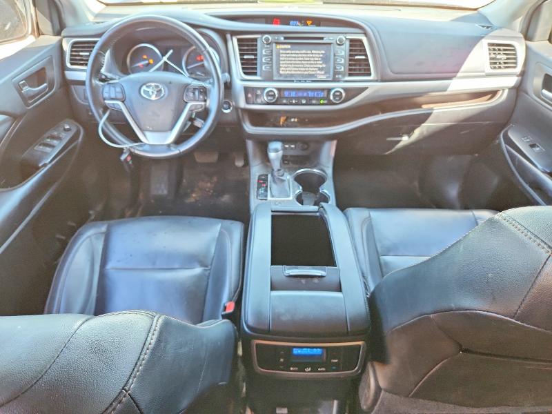Продажа на аукционе авто 2019 Toyota Highlander, vin: 5TDKZRFH6KS348448, номер лота: 49240156