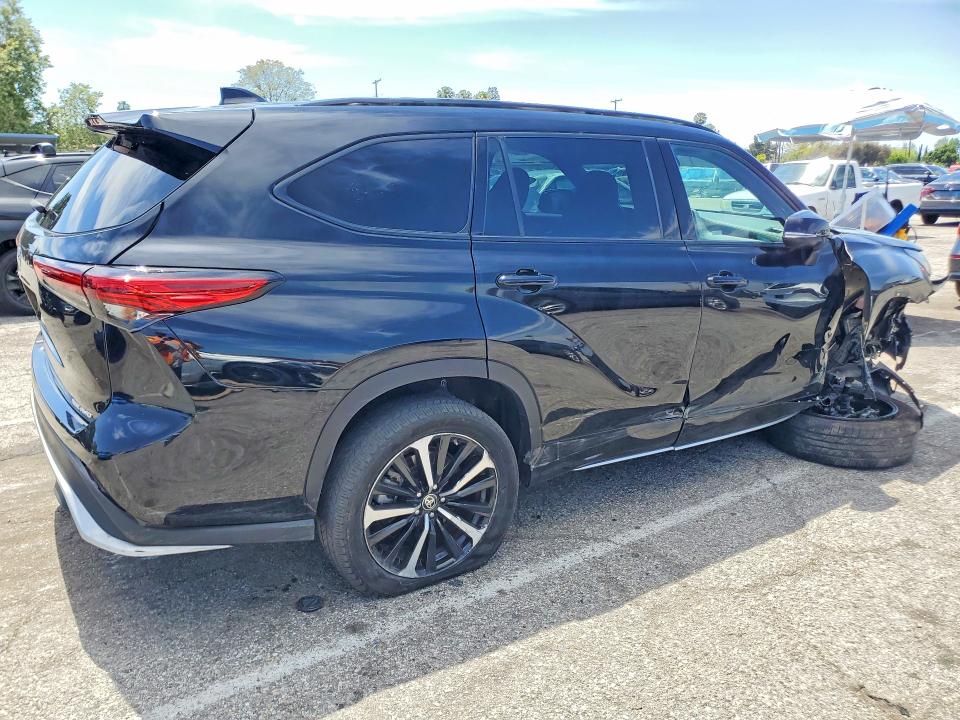 Aukcja sprzedaży 2021 Toyota Highlander, vin: 5TDJZRBH9MS071959, numer aukcji: 49993846