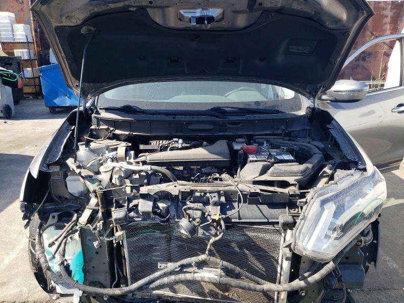 2017 Nissan Rogue მანქანა იყიდება აუქციონზე, vin: KNMAT2MT9HP511978, აუქციონის ნომერი: 51887926