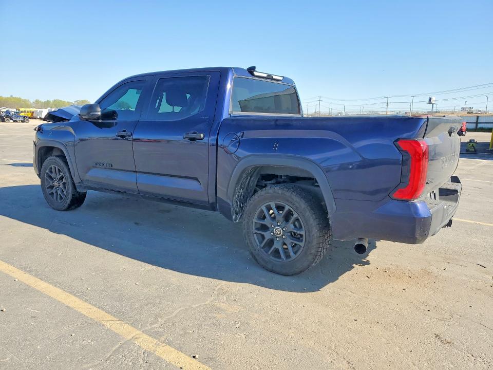 Продаж на аукціоні авто 2022 Toyota Tundra, vin: 5TFLA5DB0NX025305, номер лоту: 49440356