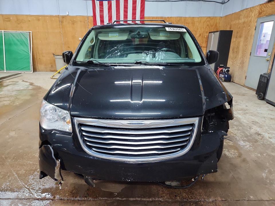 Продажа на аукционе авто 2015 Chrysler Town & Country, vin: 2C4RC1BG2FR707677, номер лота: 74362665