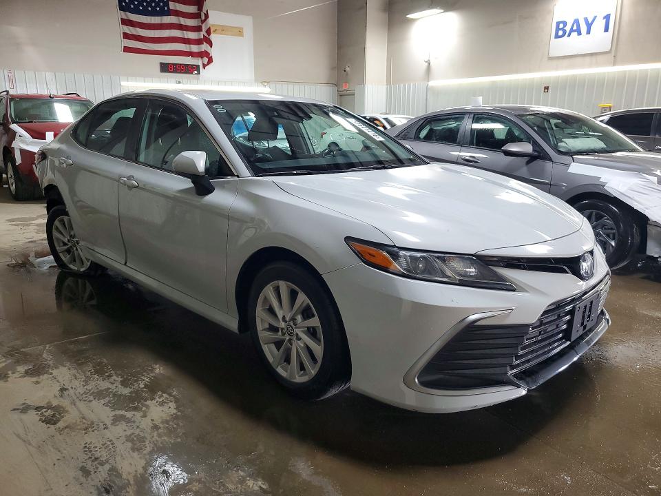 Продажа на аукционе авто 2022 Toyota Camry, vin: 4T1C11AK4NU040920, номер лота: 51641416