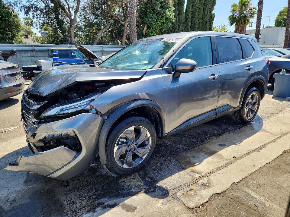 51016256 :رقم المزاد ، 5N1BT3BA7SC826445 vin ، 2025 Nissan Rogue مزاد بيع