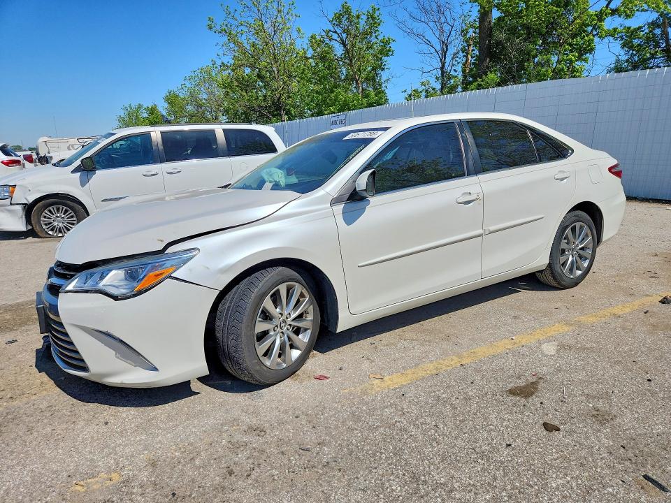 Aukcja sprzedaży 2015 Toyota Camry, vin: 4T1BK1FK4FU029922, numer aukcji: 50671786