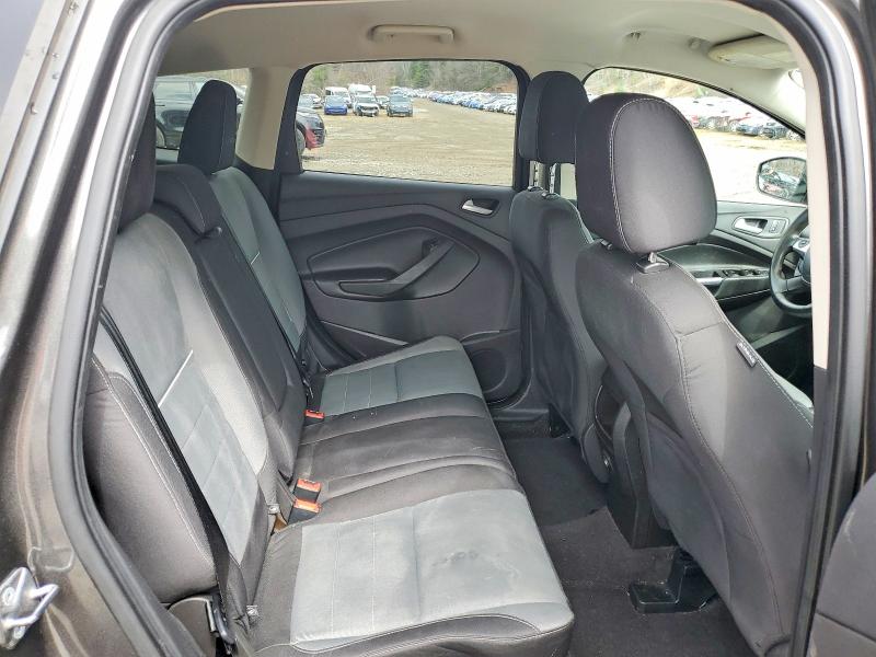 2015 Ford Escape მანქანა იყიდება აუქციონზე, vin: 1FMCU9GXXFUB78570, აუქციონის ნომერი: 49175576